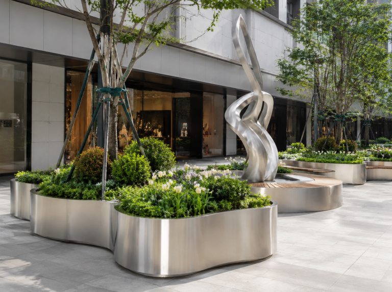 温江区不锈钢景观雕塑与金属花箱